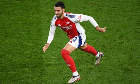 Mikel Merino in action during his Arsenal debut against PSG in the Champions League on Tuesday.