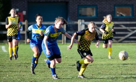 Solihull Moors’ women’s team take on Burton Albion in 2019.