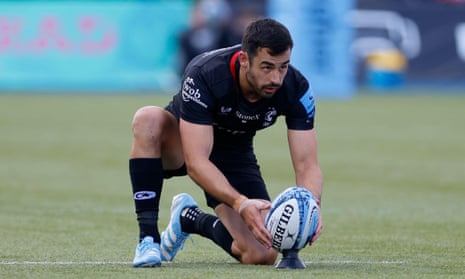 Alex Lozowski prepares to take a kick at goal during his Saracens’ victory over Sale on 28 September