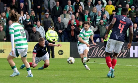 Nicolas Kühn scores Celtic's late winner at Ross County