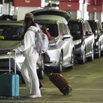 Travelers who waited to make Thanksgiving trips are hitting the biggest crowds so far
